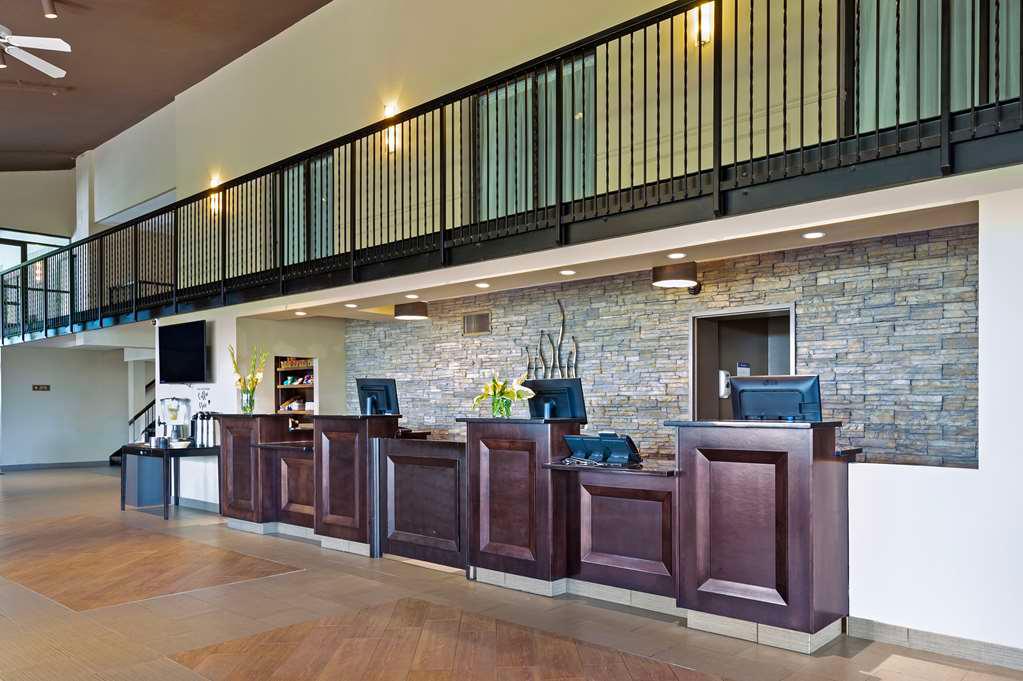 Фото Best Western Pembroke Inn & Conference Centre