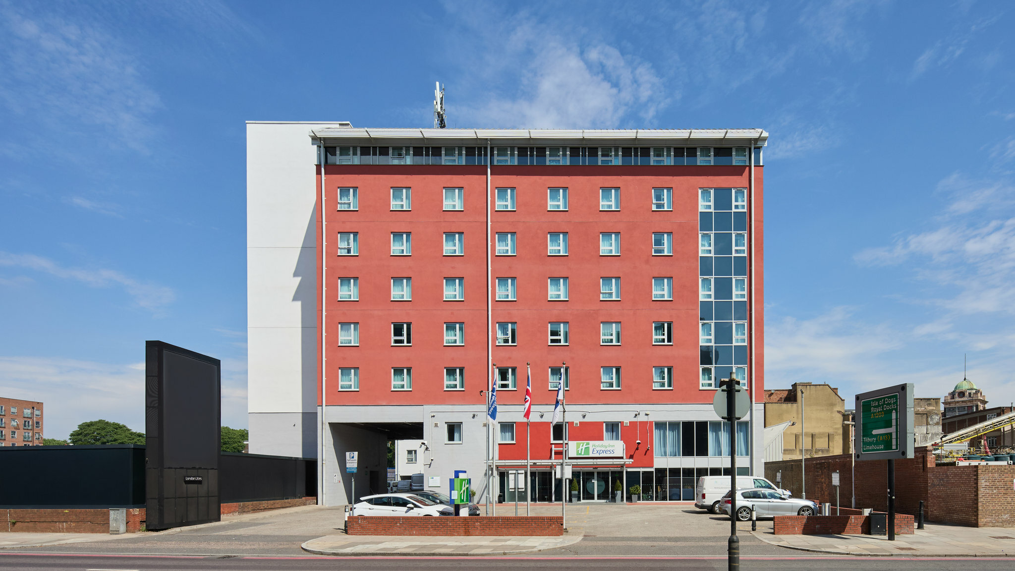 Фото Holiday Inn Express London - Limehouse, an Ihg Hotel