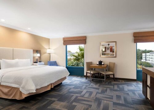 Гостиница Hampton Inn Charleston-North в Норт-Чарлстоне