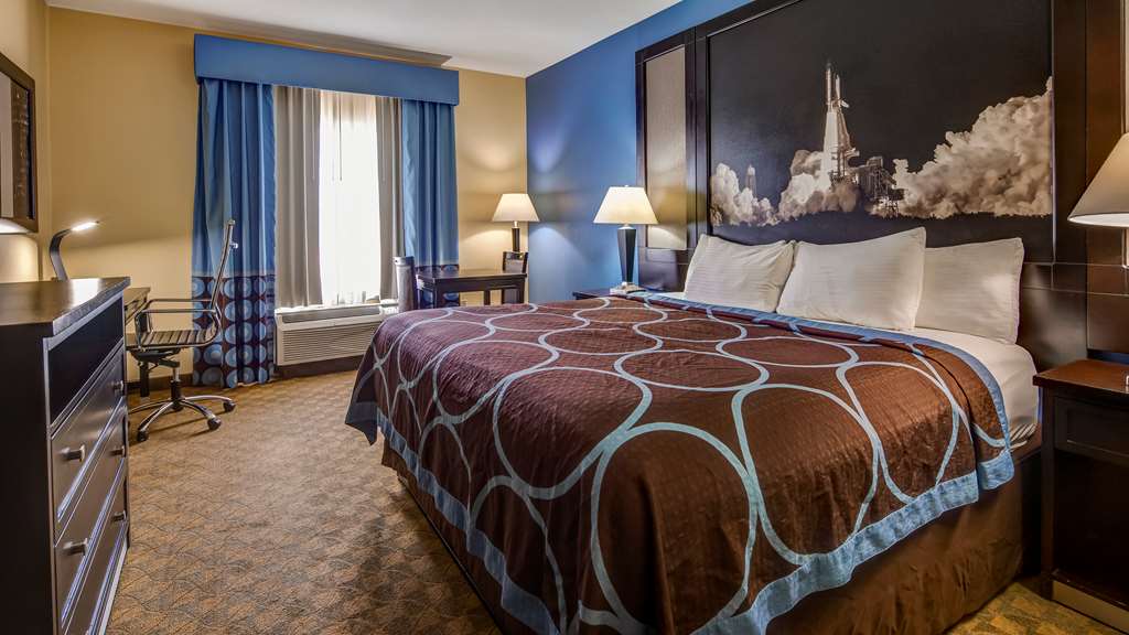 Фото SureStay Plus Hotel by Best Western Alvin