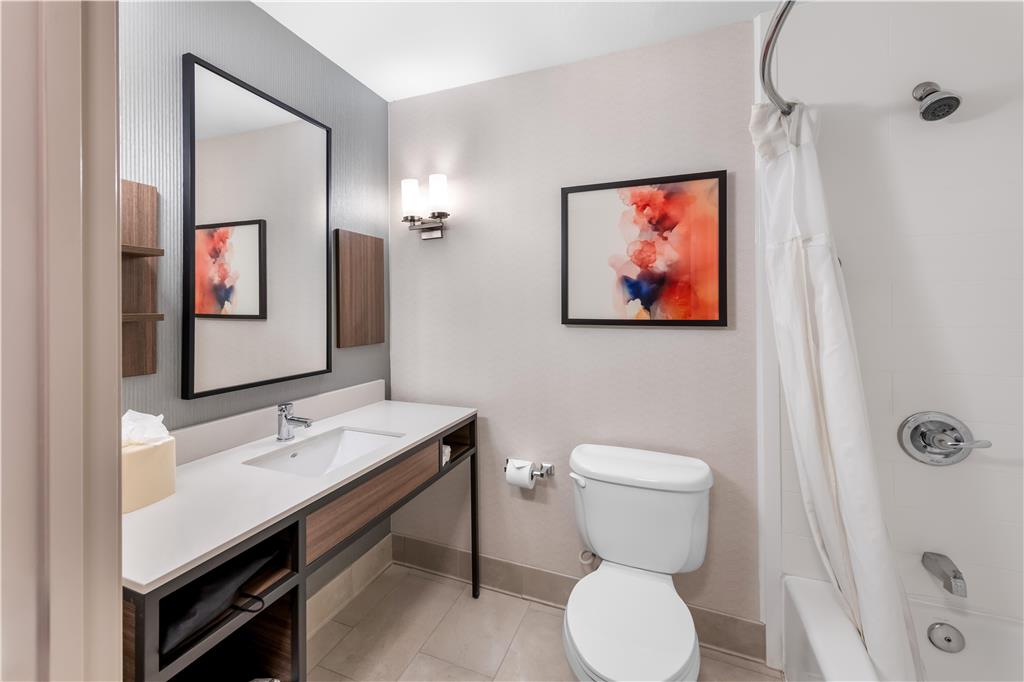 Фото Hilton Garden Inn Overland Park
