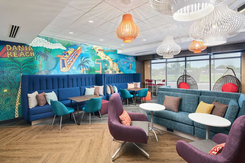 Фото Tru by Hilton Ft. Lauderdale Airport