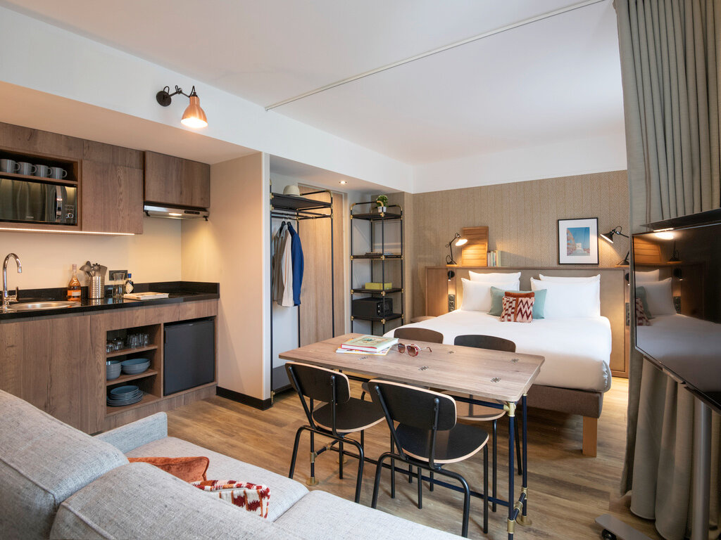 Фото отеля 2