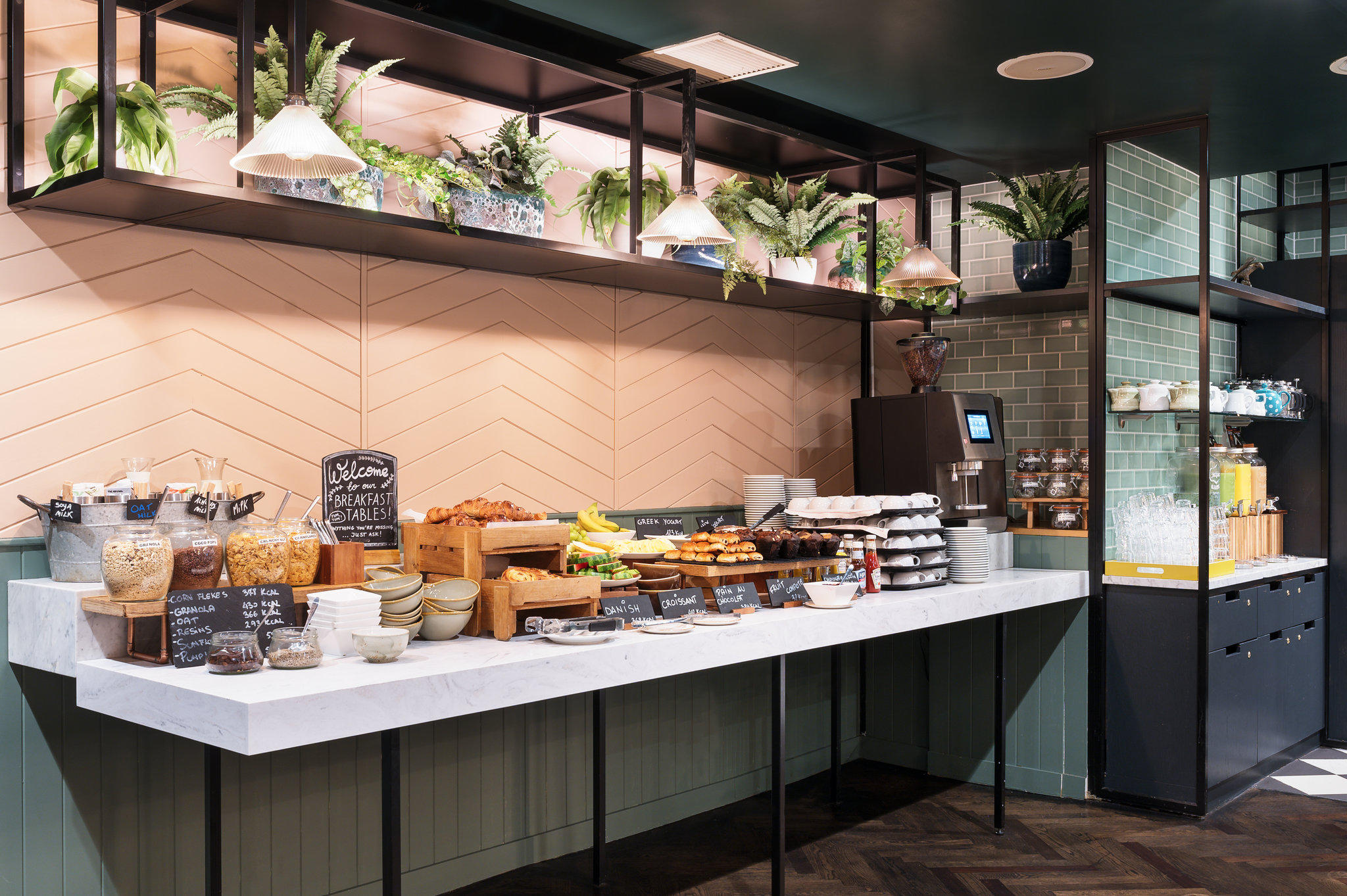 Фото Hotel Indigo London - Kensington, an Ihg Hotel