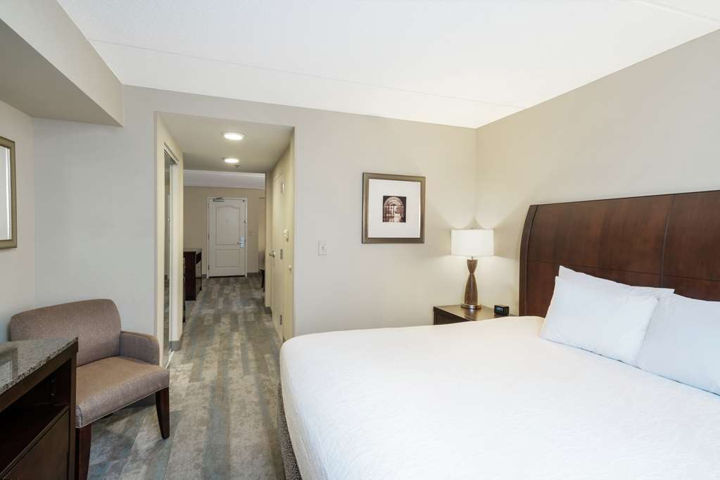 Фото Hilton Garden Inn Richmond Airport
