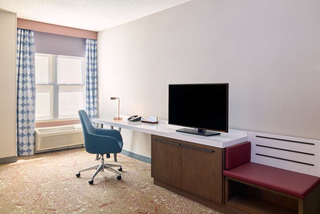 Фото Hilton Garden Inn Bloomington