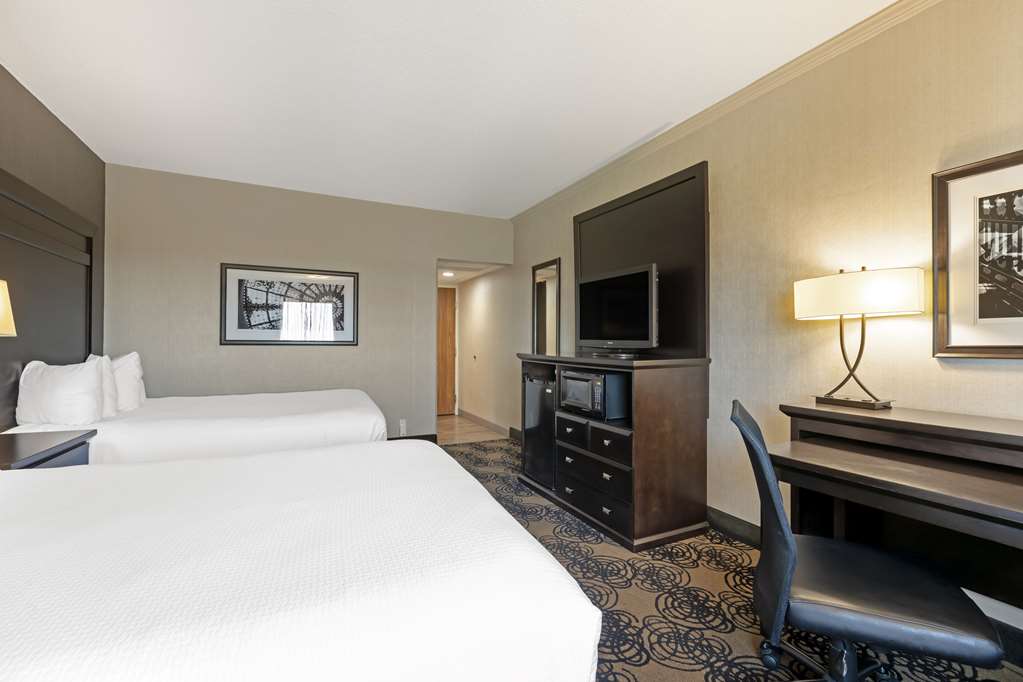Фото Best Western Plus Midwest Inn