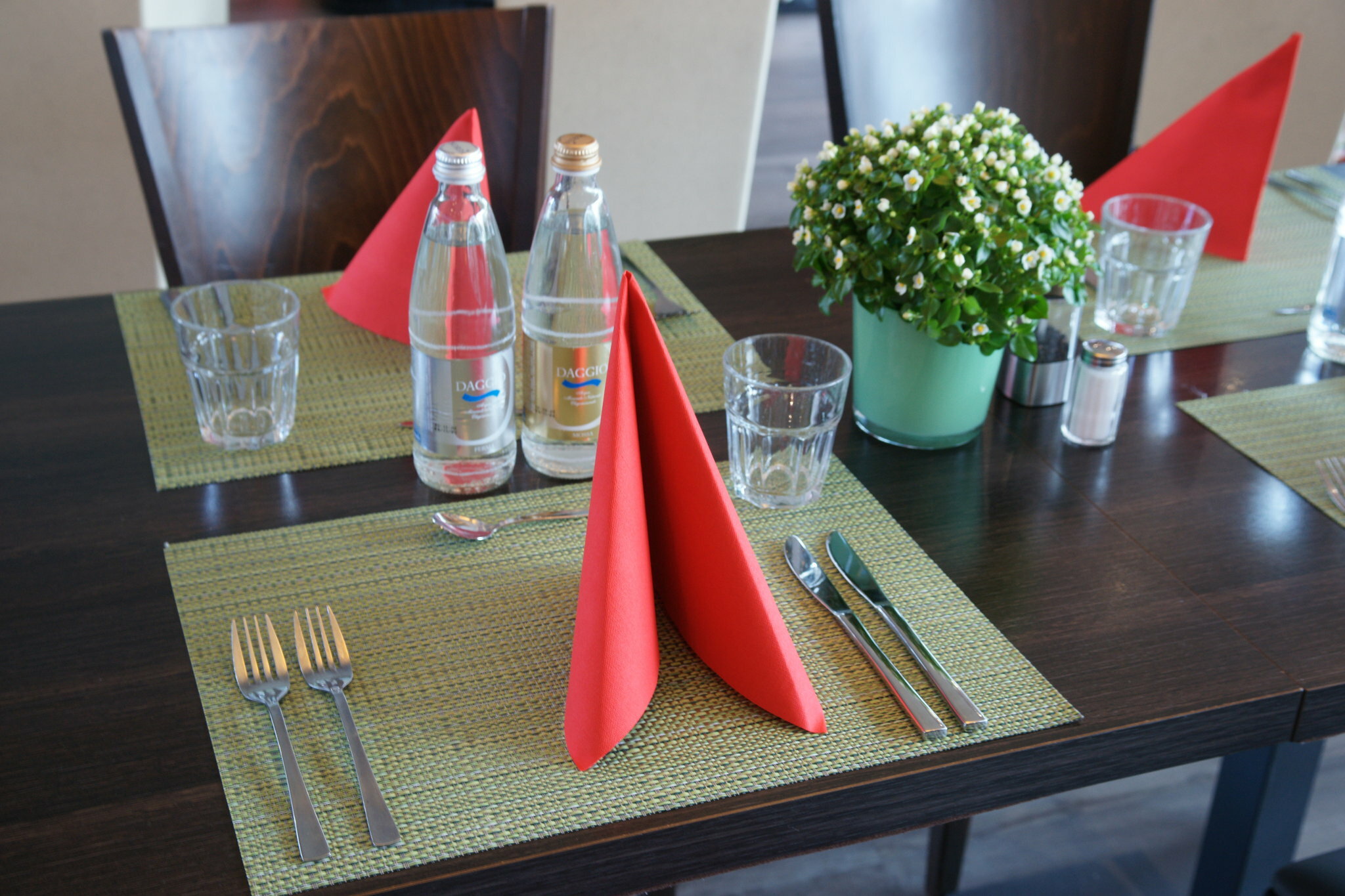 Фото Holiday Inn Express Zurich Airport, an Ihg Hotel