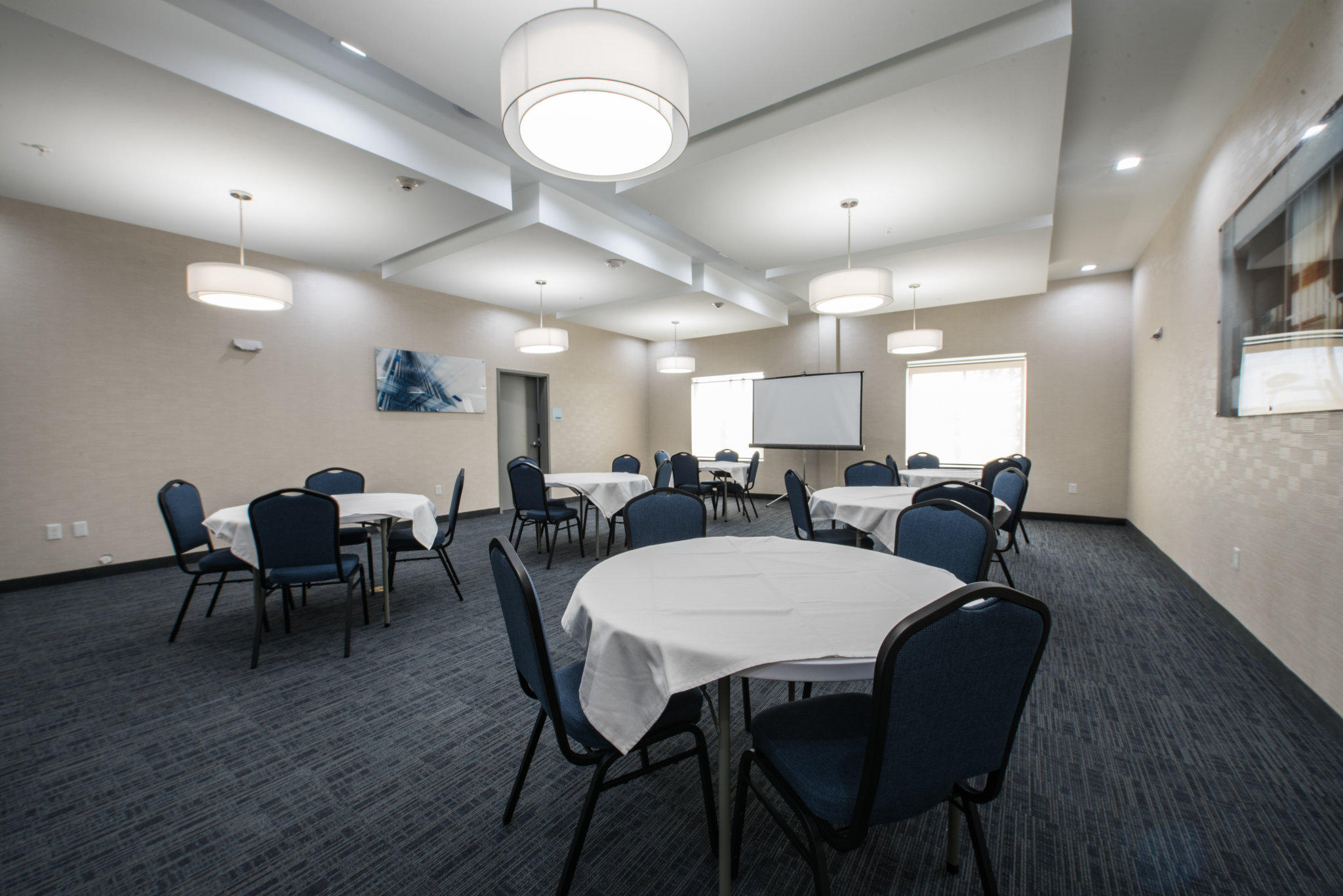 Фото Holiday Inn Express & Suites Houston - Hobby Airport Area, an Ihg Hotel