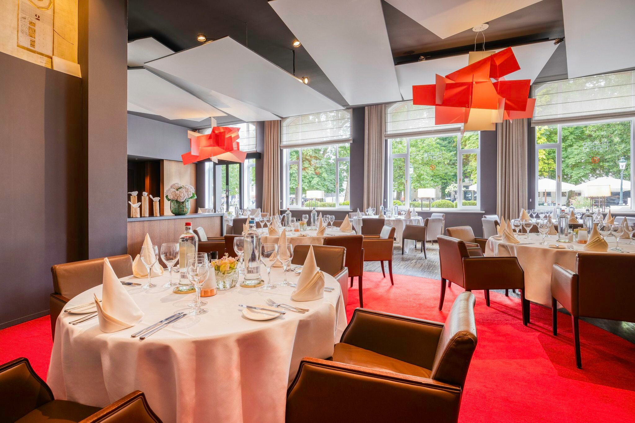 Фото Crowne Plaza Bruges