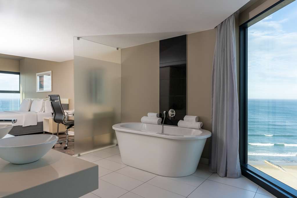 Фото Radisson Blu Hotel, Port Elizabeth