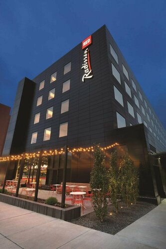 Гостиница Radisson Red Minneapolis Downtown в Портленде