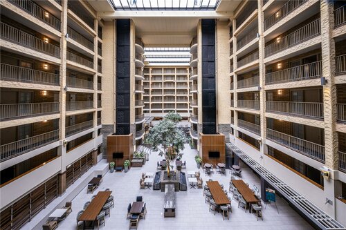 Гостиница Embassy Suites by Hilton Bloomington Minneapolis в Штате Миннесота