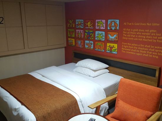 Фото Suwon Orsay Hotel