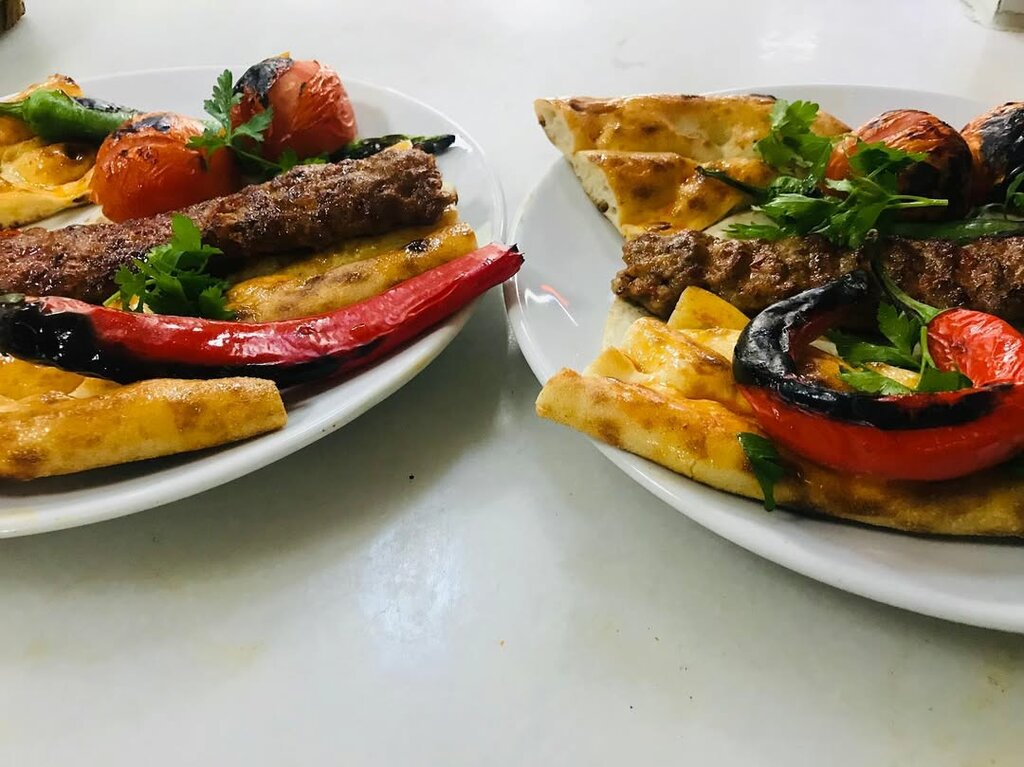 Restaurant Meshur Dagkapi Ciger, Istanbul, photo