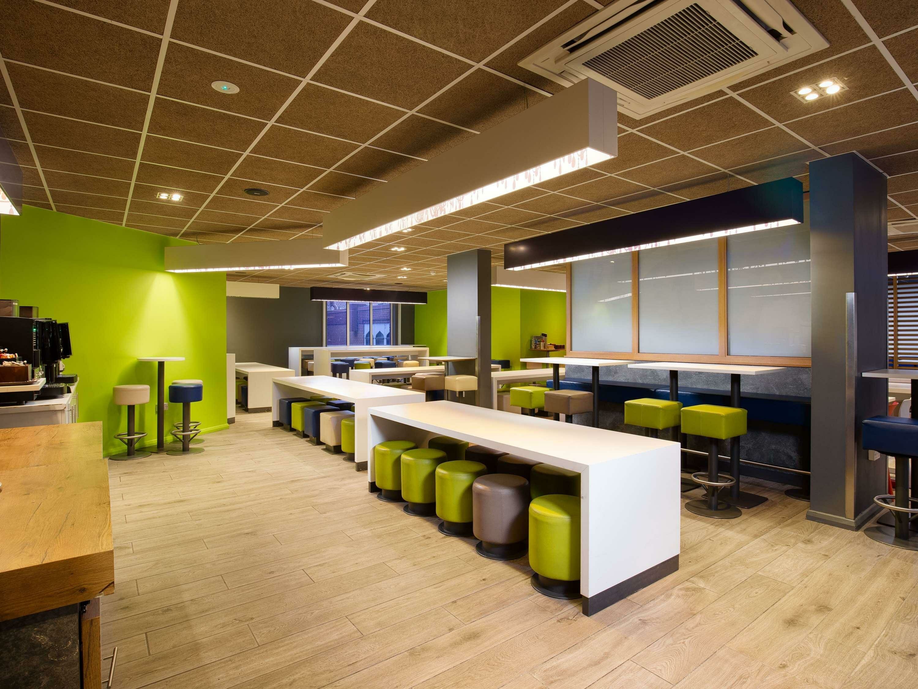 Фото ibis budget London Whitechapel Brick Lane