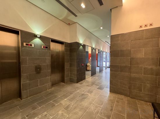 Фото Twenty One Whitfield