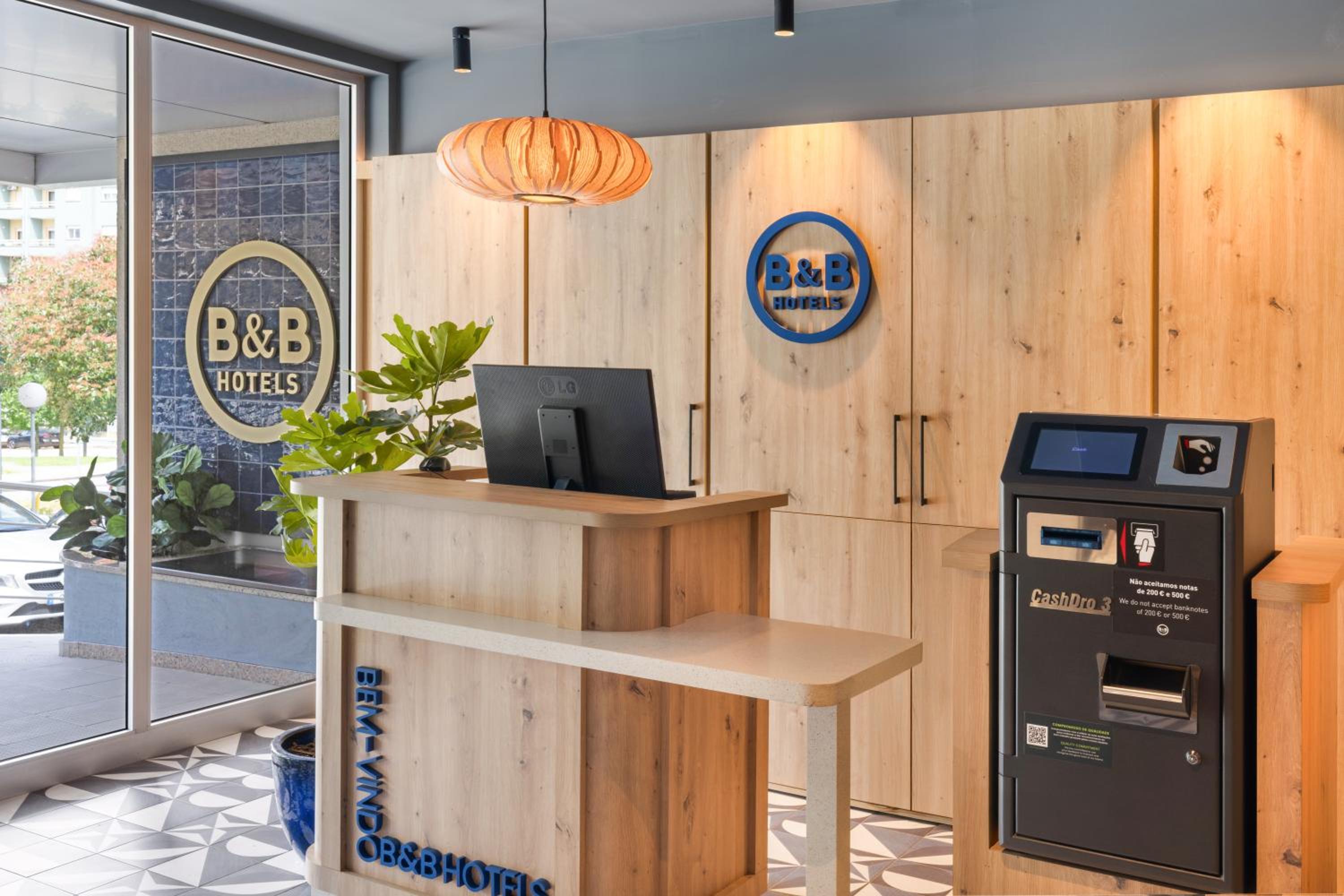 Фото B&B HOTEL Braga Lamaçaes