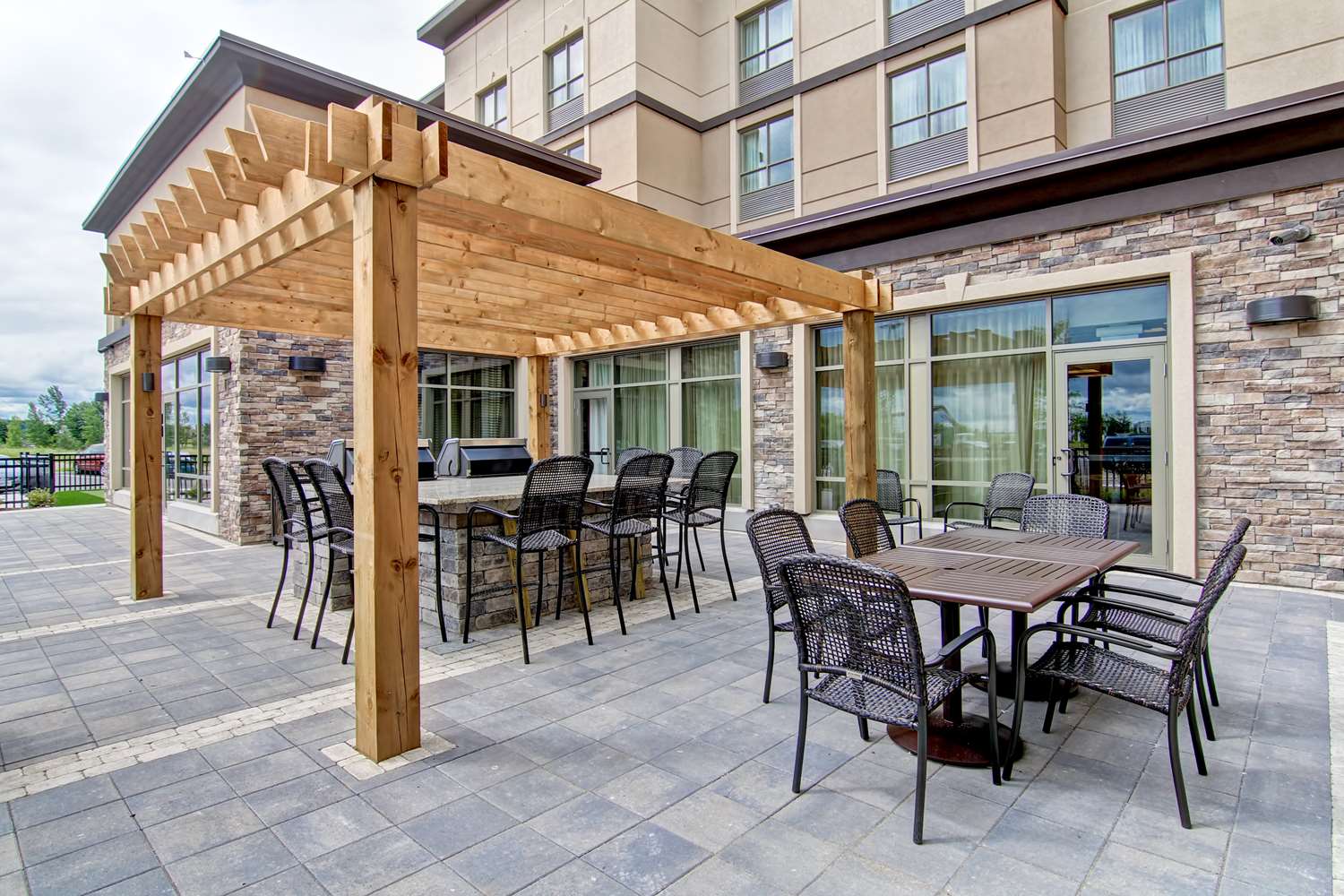 Фото Homewood Suites by Hilton Waterloo/St. Jacobs
