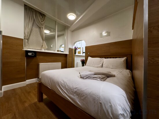 Фото Berkley Aparthotel