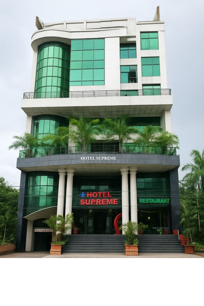 Фото Hotel Supreme