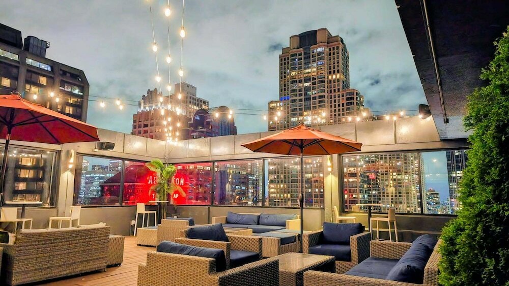 Фото The Chicago Hotel Collection Magnificent Mile