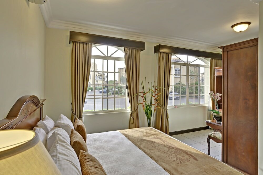 Фото Casa Conde Hotel & Suites