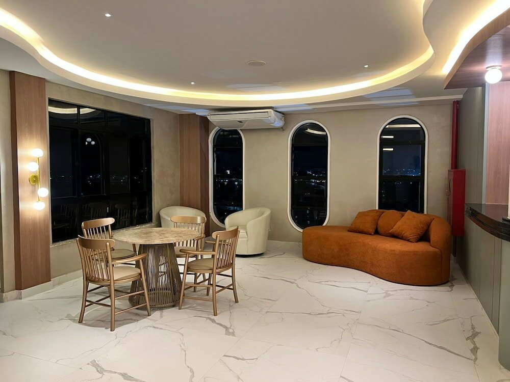 Фото Abbeville Hotel