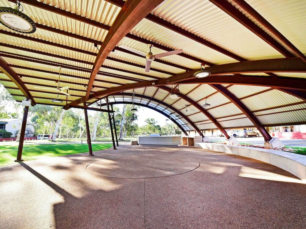 Фото Mercure Alice Springs Resort