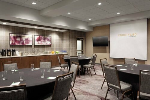 Гостиница Courtyard by Marriott Winter Haven в Уинтер Хейвен