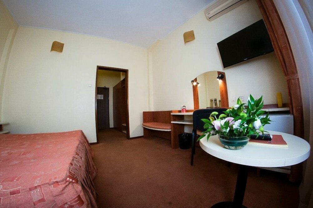 Фото Hotel Astoria City Center