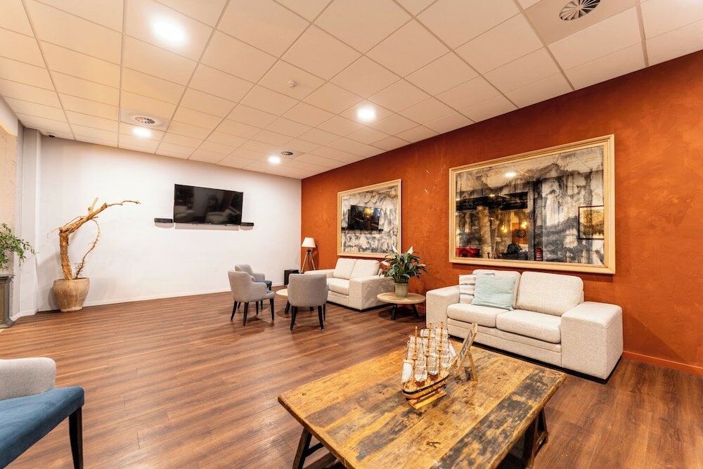 Фото Antwerp Harbour Hotel