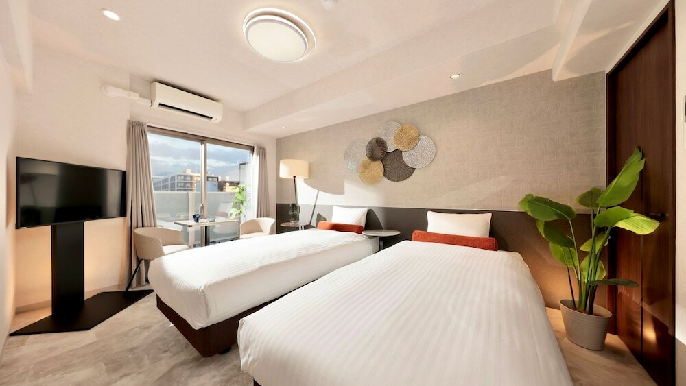 Фото Dotombori Crystal Hotel 3
