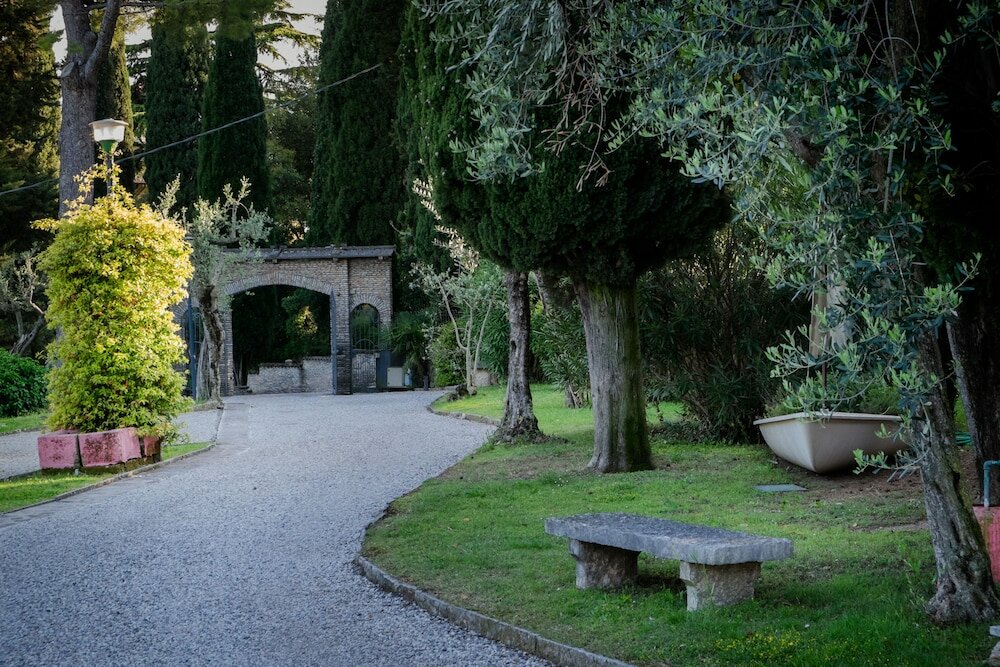 Фото Hotel Mon Repos