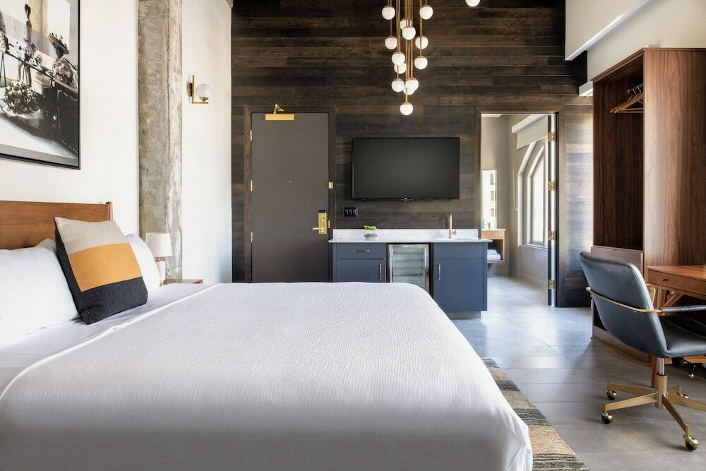 Фото The Hi-Lo, Autograph Collection