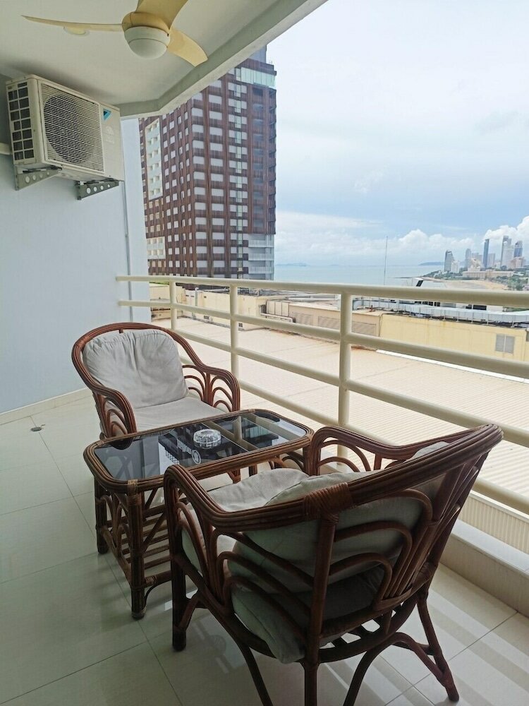 Фото View Talay 6 Condominium by Honey