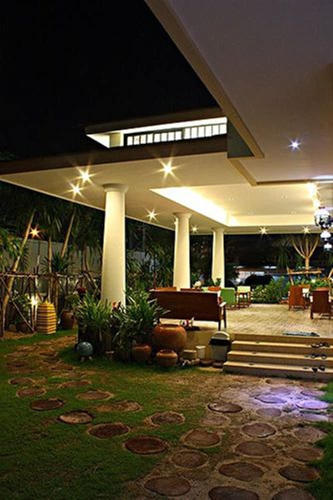 Фото Smile Hua-Hin Resort