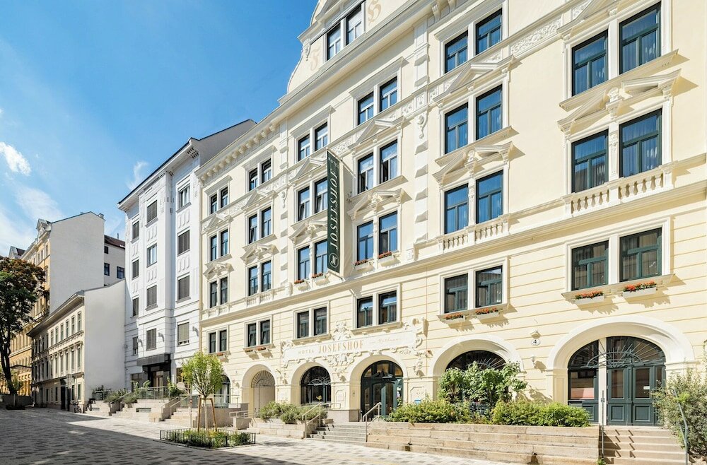 Фото Hotel Josefshof am Rathaus