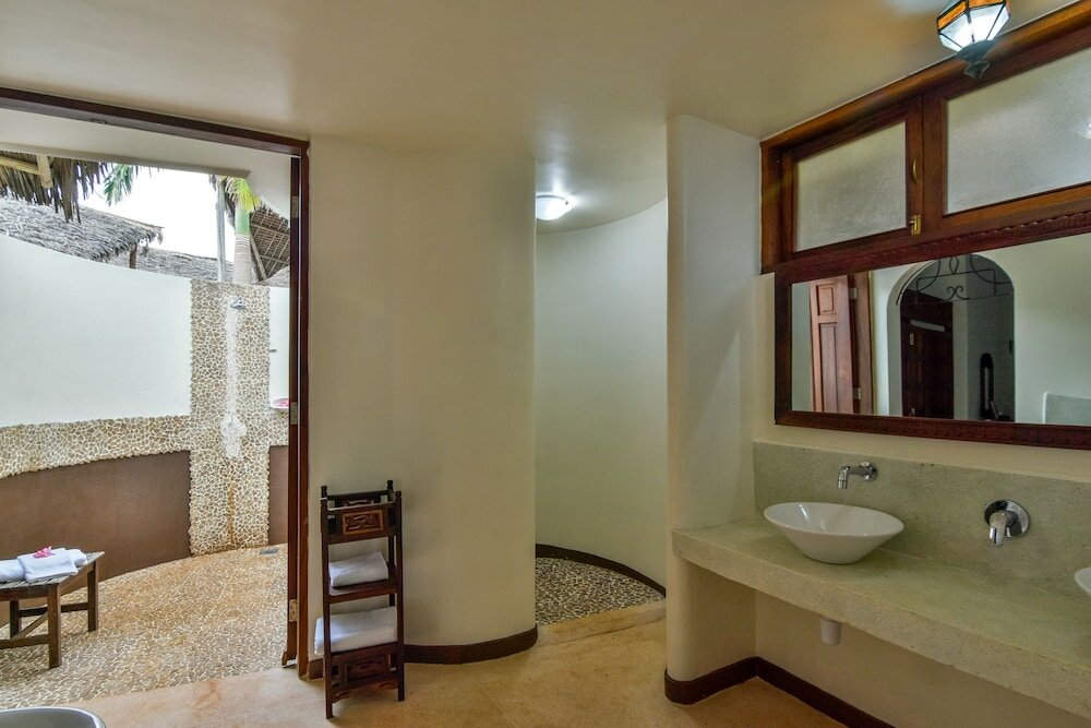 Фото Kena Beach Hotel