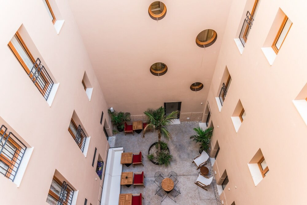 Фото Hotel Nou Baleares