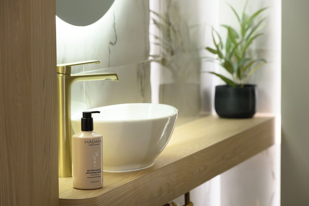 Фото Amrita Hotel