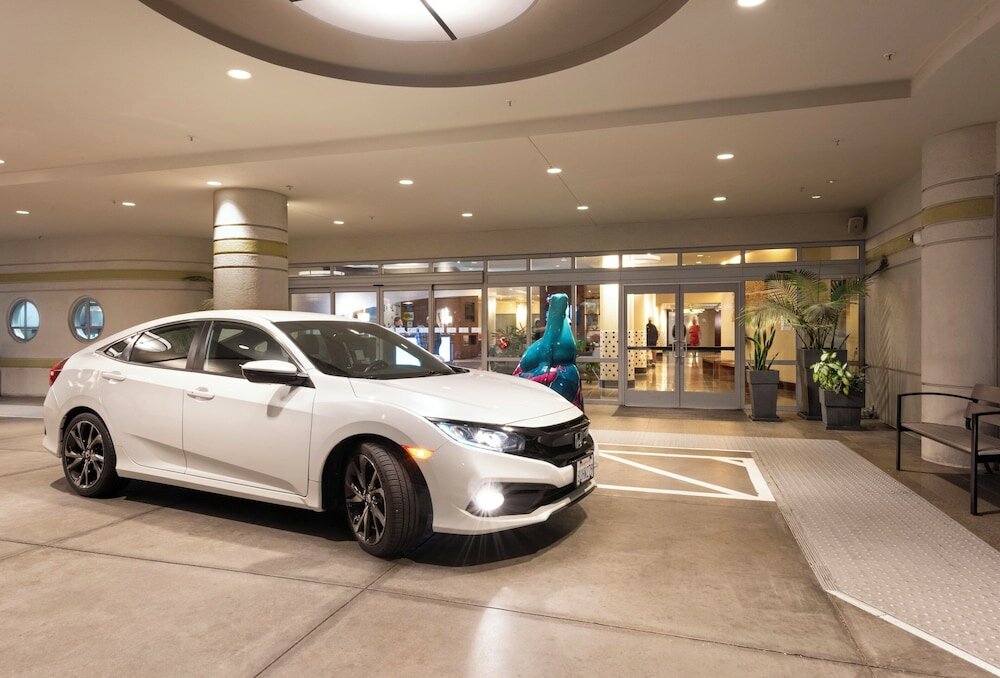 Фото Holiday Inn Express and Suites Fisherman's Wharf, an Ihg Hotel