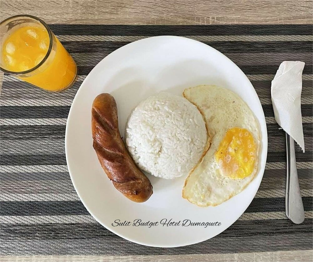 Фото Sulit Budget Hotel