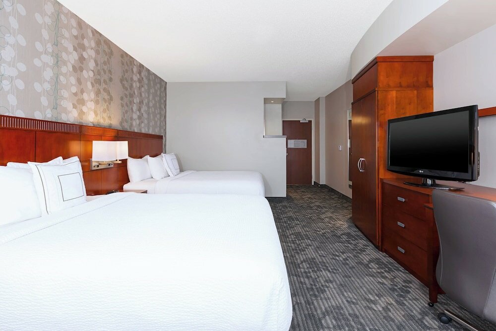 Фото Courtyard by Marriott Oklahoma City Downtown