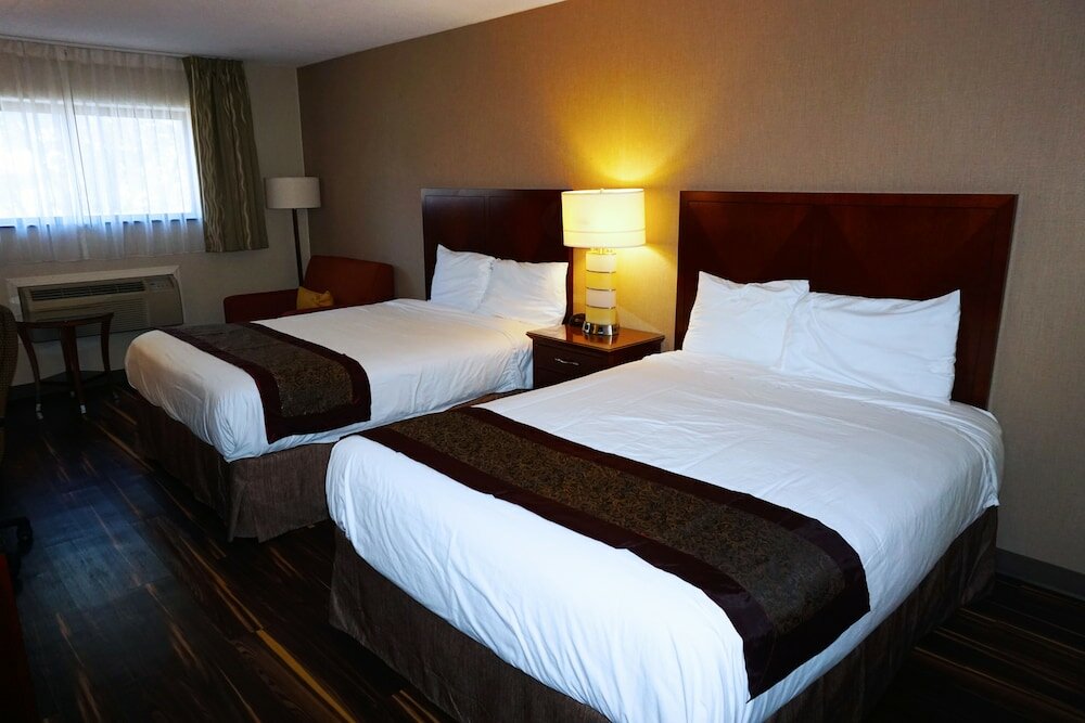 Фото The Floral Park Motor Lodge