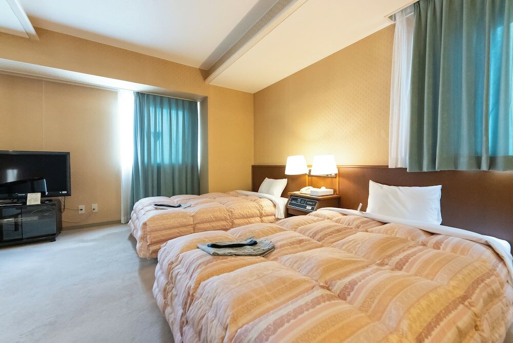 Фото Tendo Central Hotel