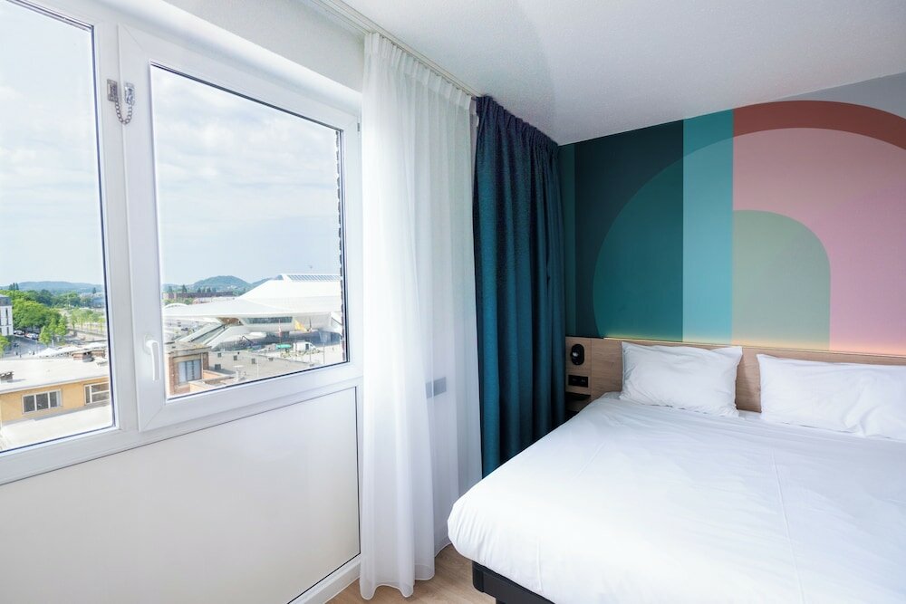 Фото B&b Hotel Mons Gare