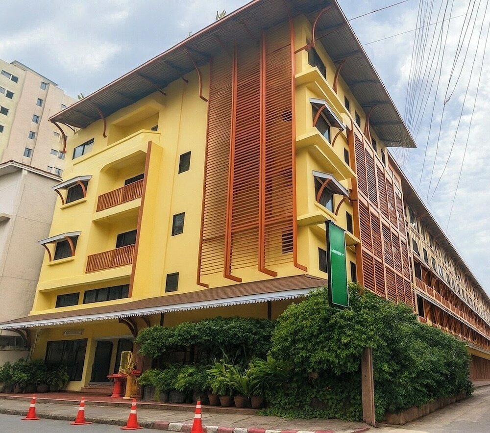 Фото Woraburi Sukhumvit Hotel & Resort