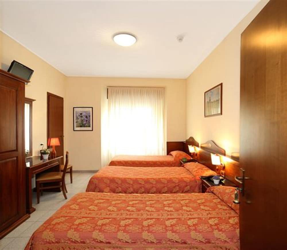 Фото Hotel Pavone