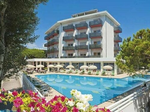 Внешний вид отеля Hotel Gimm в Сан-Микеле-аль-Тальйаменто, фото 1